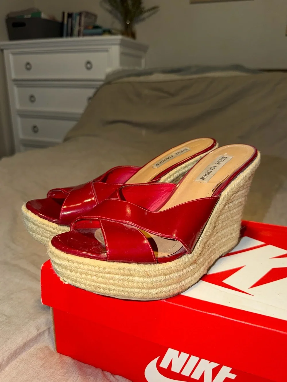 Steve Madden Platform Wedge Sandals Shiny Red & Wilma Natural straw Wicker